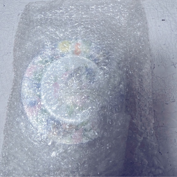 ✨🦋American Atelier🦋 Collective Vintage Porcelain Butterfly Plates Set of 4 - Picture 7 of 7